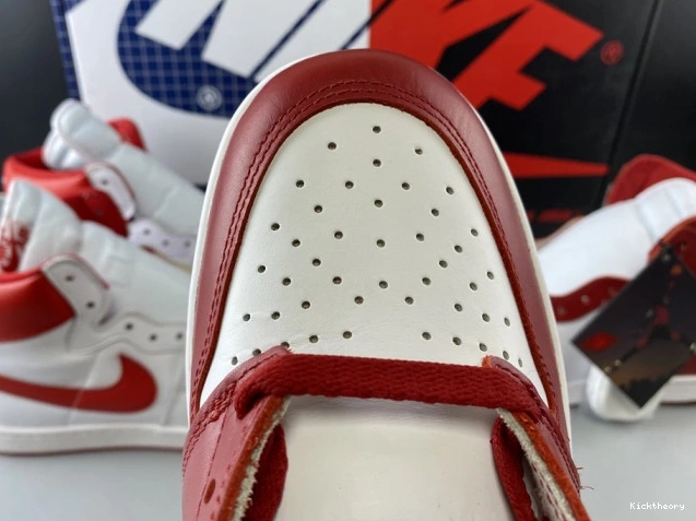 Kick Theory Ship Nike Jordan Air High New Beginnings 1 CT6252-900 & Pack Retro 0812